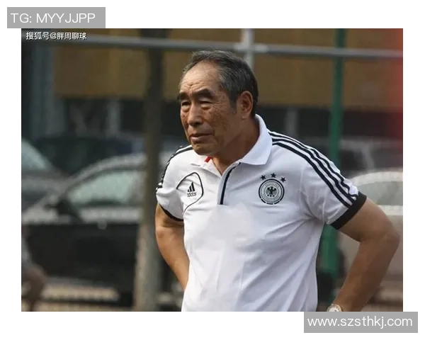 中国足球明星离世引发球迷哀悼追忆其辉煌职业生涯与贡献